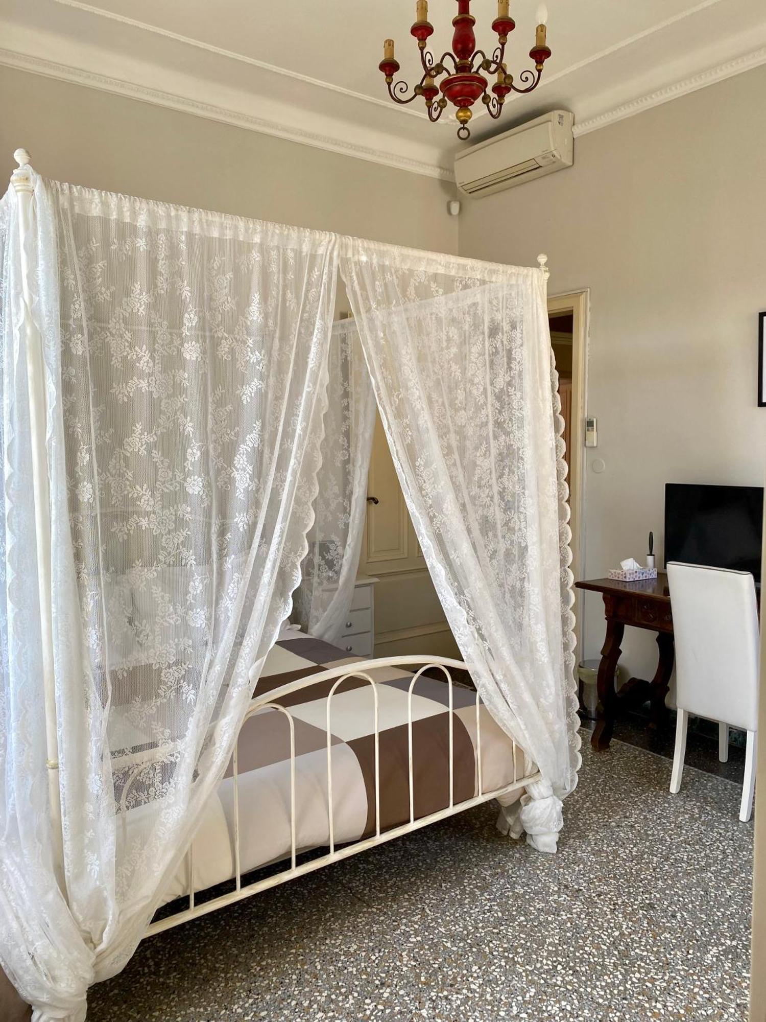 Villa Catelli B&B Lucca Esterno foto